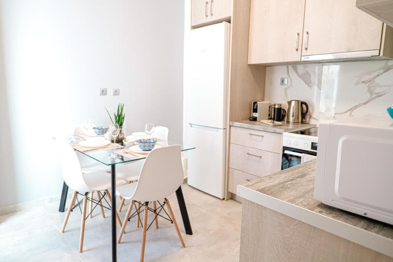 אתונה Newly Renovated Apartment 7 Min Walk From Acropolis מראה חיצוני תמונה