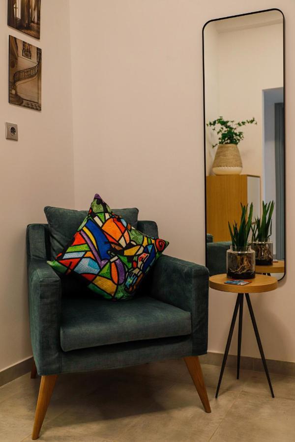 אתונה Newly Renovated Apartment 7 Min Walk From Acropolis מראה חיצוני תמונה