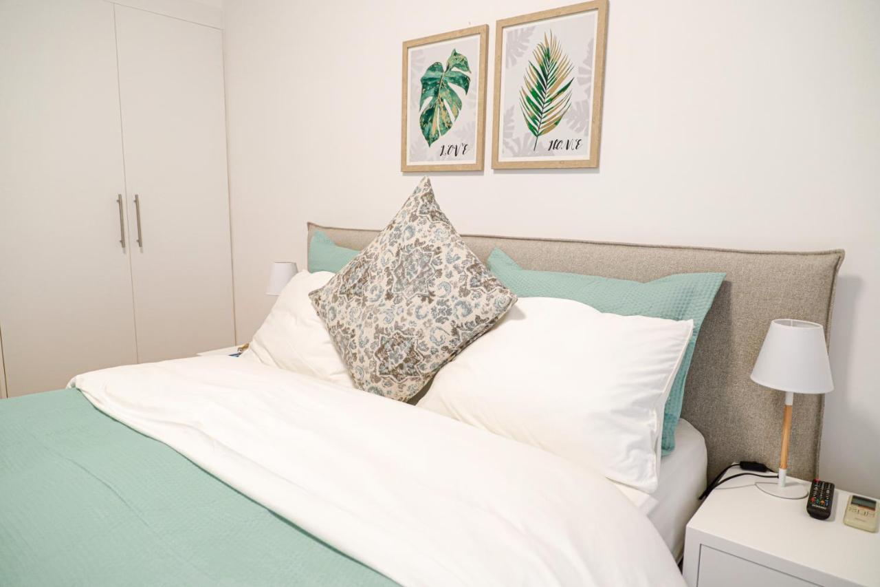 אתונה Newly Renovated Apartment 7 Min Walk From Acropolis מראה חיצוני תמונה